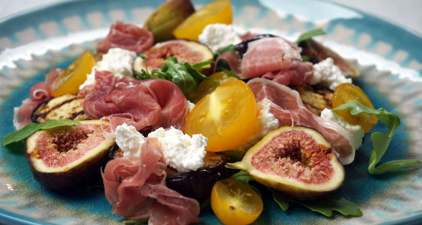 3 flavorful salad recipes featuring summer fruits and vegetables