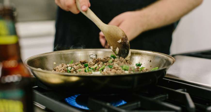 All pans are not created equal: This guide gives you the pros and cons of our favorite types of metal cookware