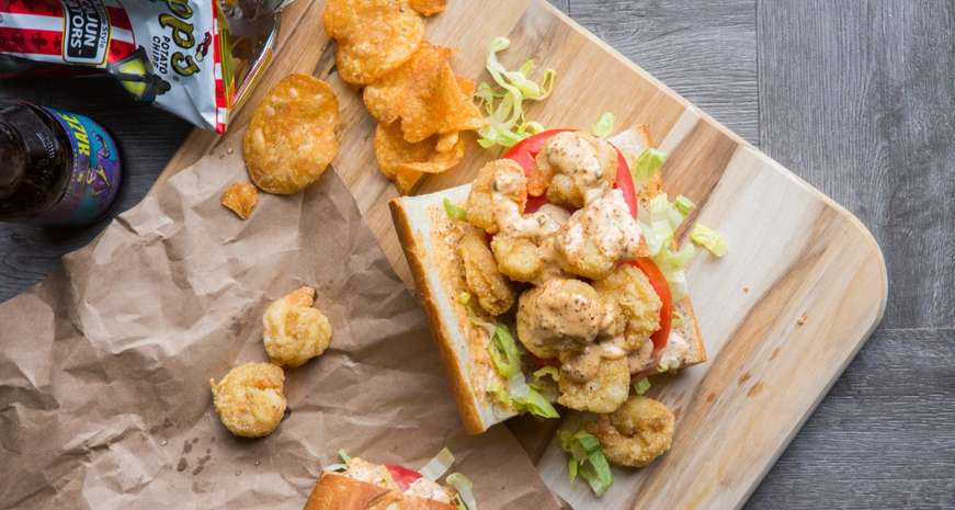 Shrimp poboy