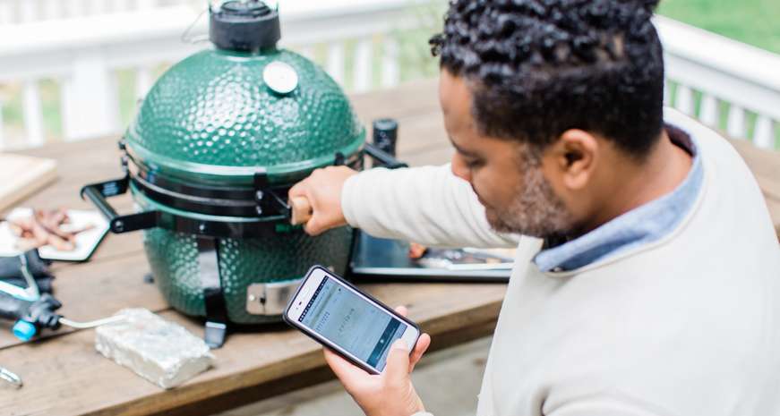 Using a Big Green Egg grill