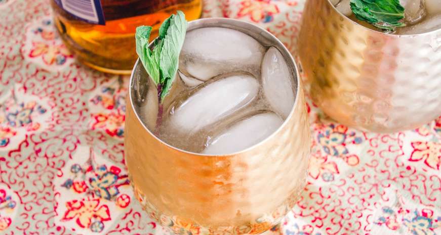 Bourbon-Mint Strong Palmer Cocktail