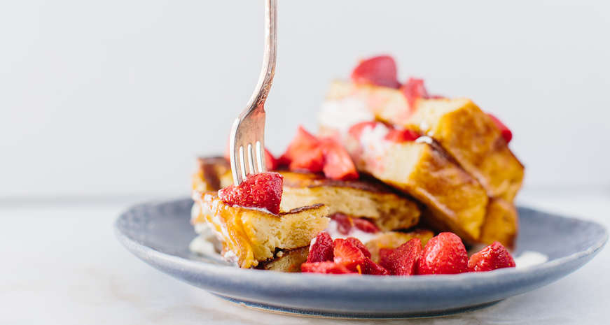 spring strawberry french toast