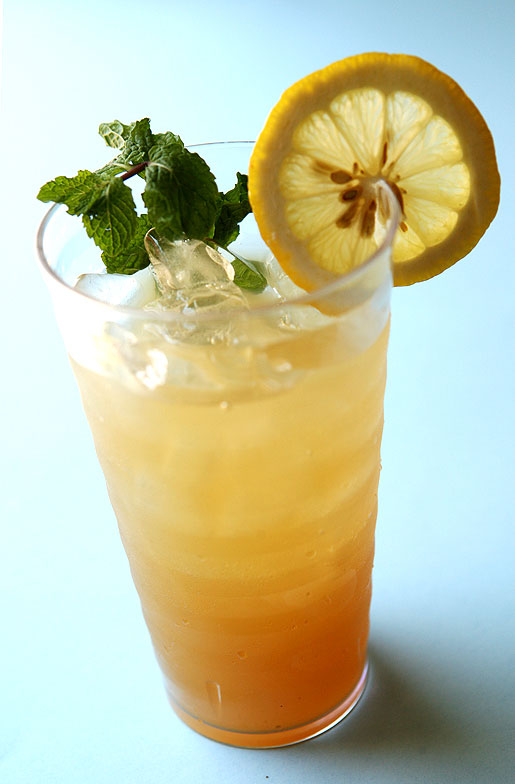 Refreshing Southern iced tea punch | Southern Kitchen