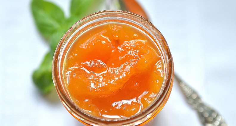 Sun-Cooked Peach Preserves